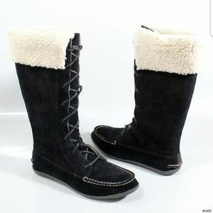 Sperry Bayshore black suede lace up moccasin boots Size 7